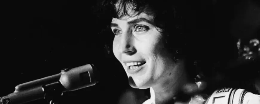 Loretta Lynn Tops List of Female Country Songs Banned From Radio