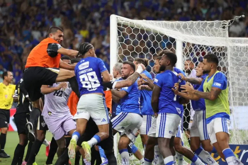 Cruzeiro and Atlético-MG Final Ends With 23 Expulsions in Match Report