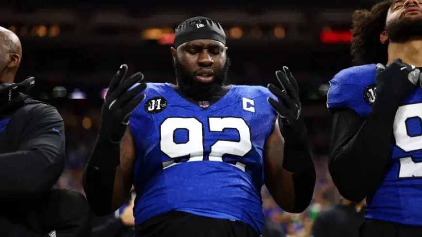 Neville Gallimore joins Bears on two-year deal as Chicago boosts interior line