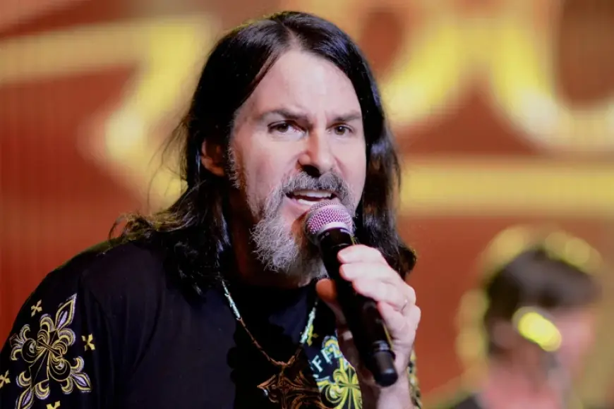 Boston band loses longtime singer Tommy Decarlo after cancer battle