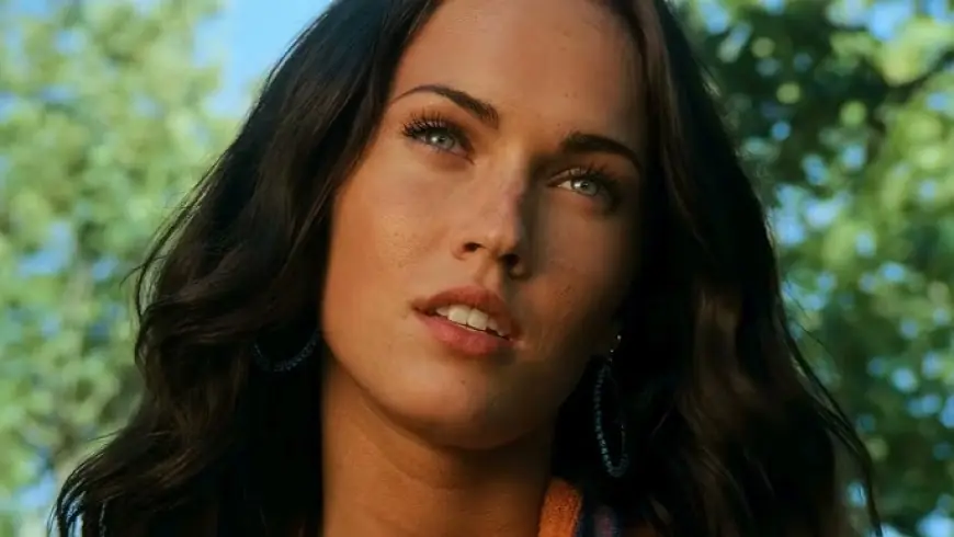 Megan Fox Breaks the Internet With Viral Instagram Comeback After Nearly a Year Away