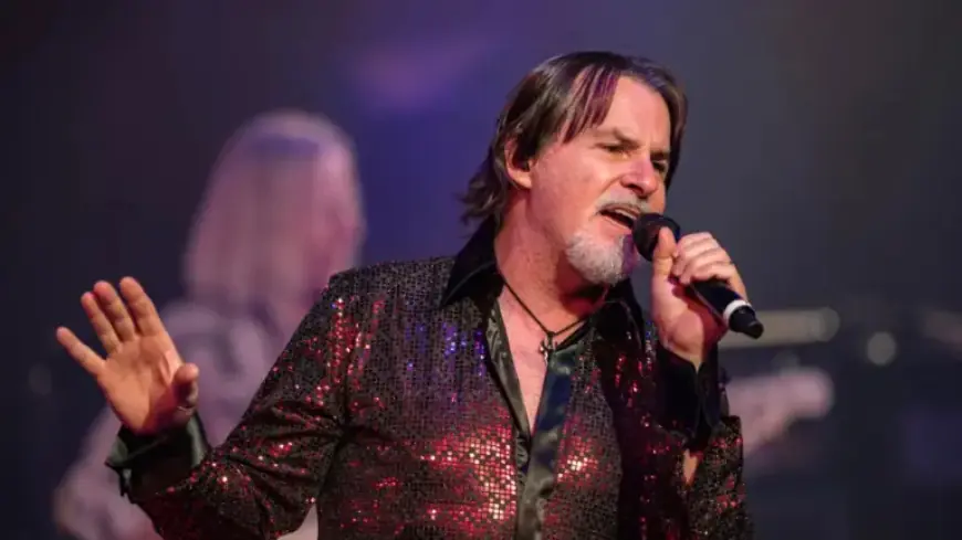 Boston’s Longtime Lead Singer Tommy DeCarlo Dies at 60