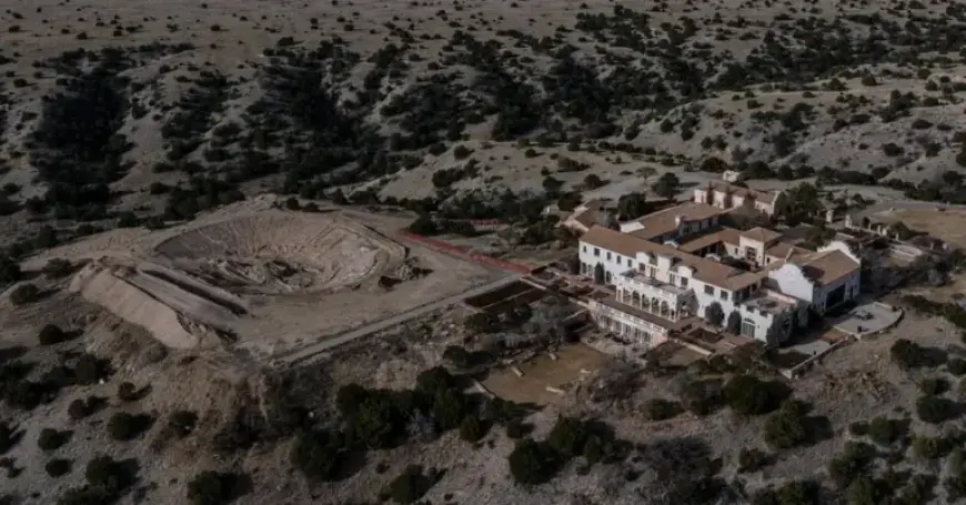 New Mexico Investigators Search Epstein’s Isolated Zorro Ranch