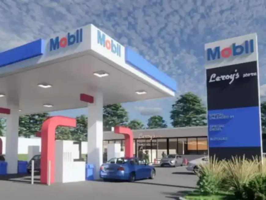 Adelaide’s Long-Vacant Lot Revitalized with 24/7 Hotdog Stand