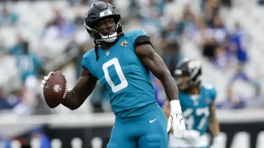 Panthers Secure Deal with Linebacker Devin Lloyd