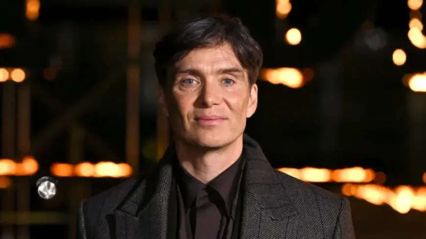 Cillian Murphy issues spoiler warning and defends films that ‘ask questions’