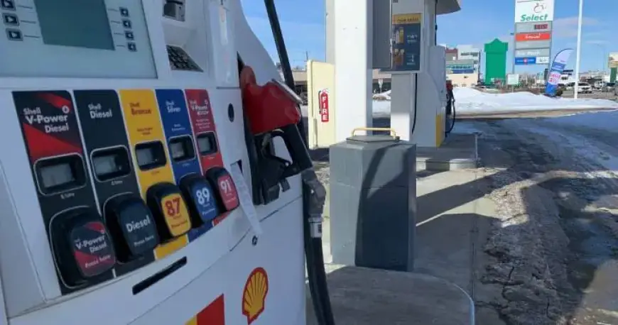 Alberta Faces Renewed Pressure to Halt Fuel Tax Amid Rising Oil Prices