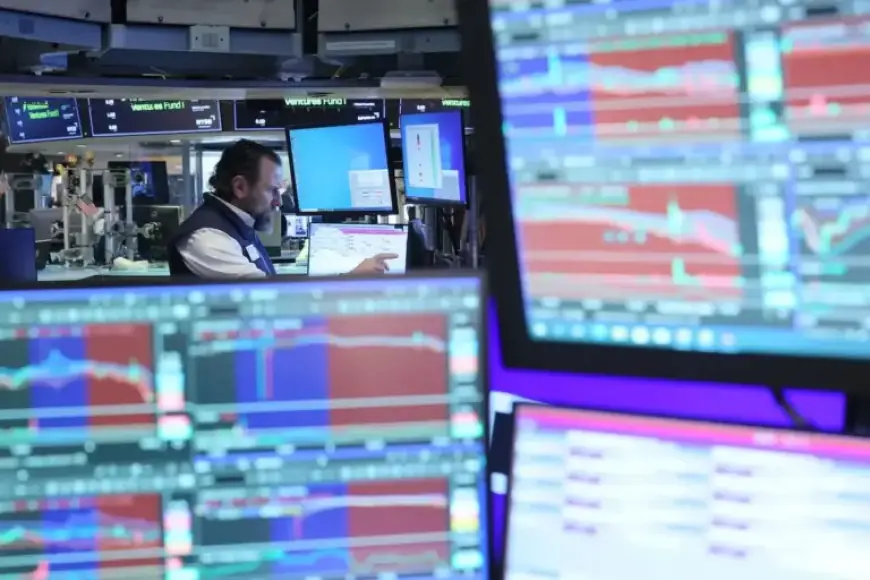 Global Shares Surge as Wall Street Rally Continues, Oil Prices Drop to $90