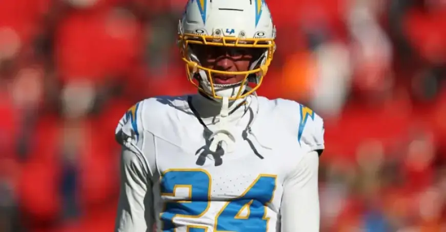 Green Bay Packers Actively Pursue Key Free Agents, More Signings Ahead