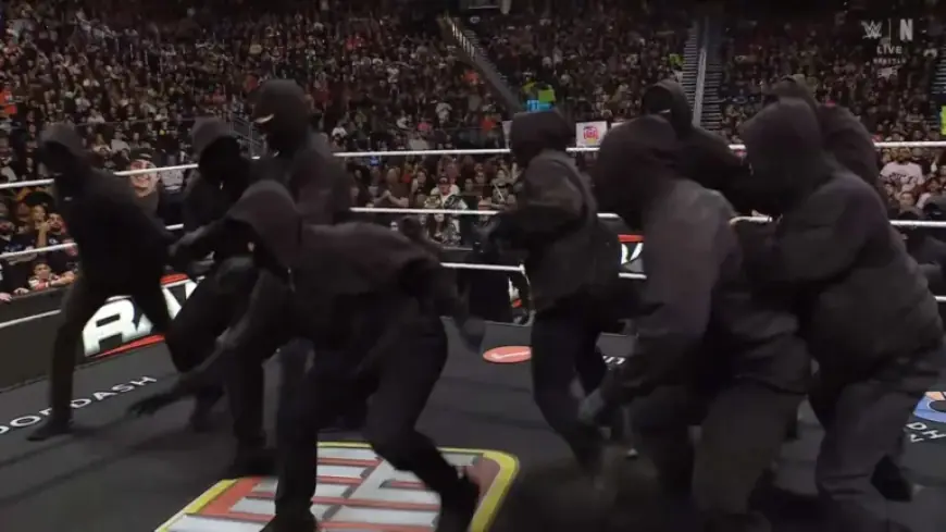 Fans Criticize Seth Rollins’ Masked Men Segment on WWE Raw