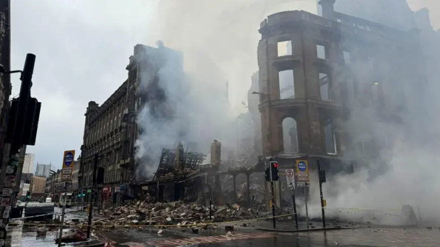 Glasgow Central Station Fire: Union Corner Building Destroyed, Scotland's Busiest Station Closed All Week After Vape Shop Blaze