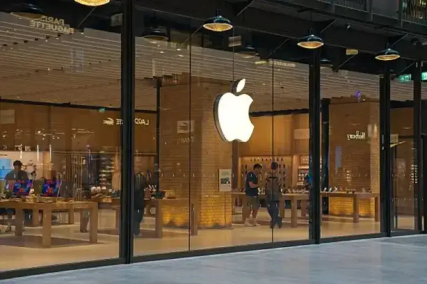 MacBook Neo Wows Critics with Revolutionary Design and Pricing