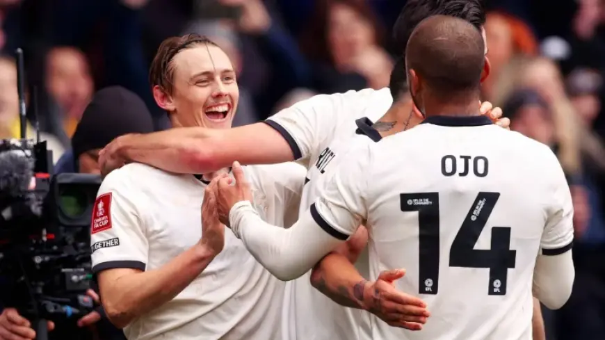 League One Table: New predicted league one table after Bradford City and Barnsley boosts