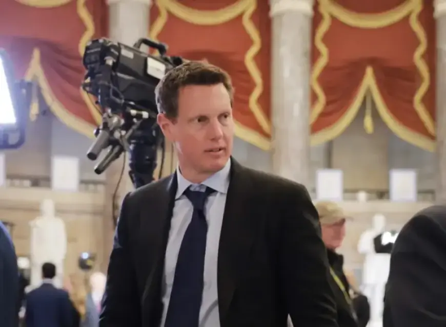 David Ellison’s $111B Hollywood Merger: Will It Succeed?