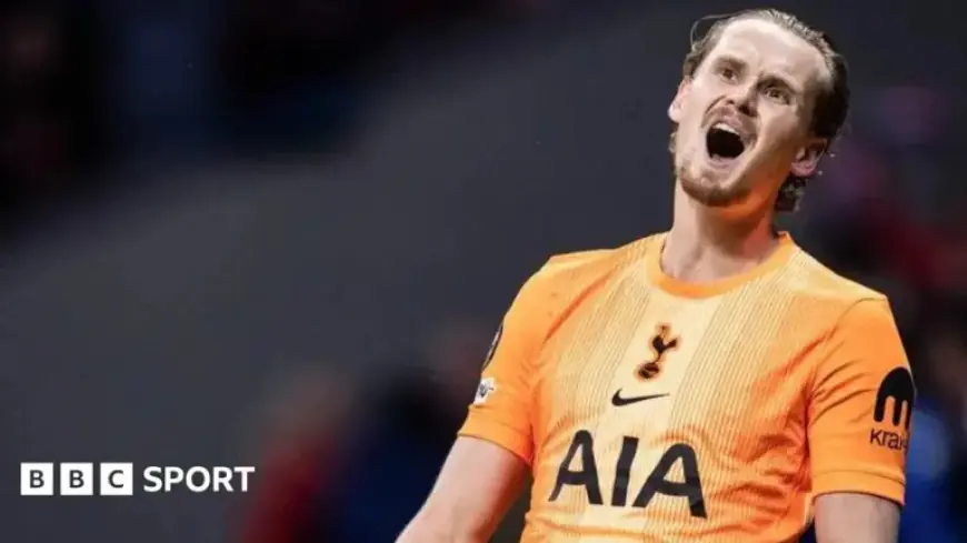 Spurs Replace Keeper Antonin Kinsky After Quick Three-Goal Concession