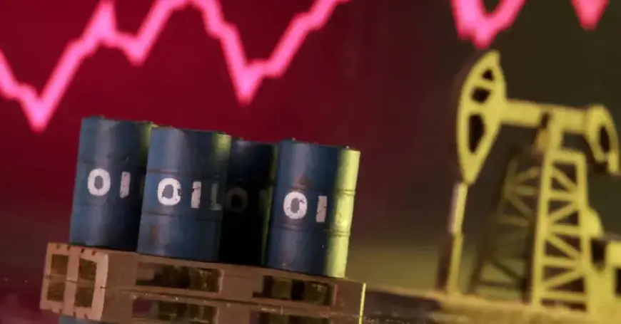 IEA Plans Record Oil Release from Strategic Reserves, Reports WSJ