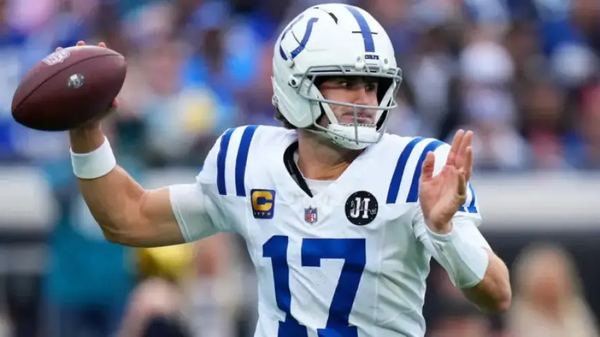 Colts’ First Offer to Daniel Jones Matches Sam Darnold’s Deal Range