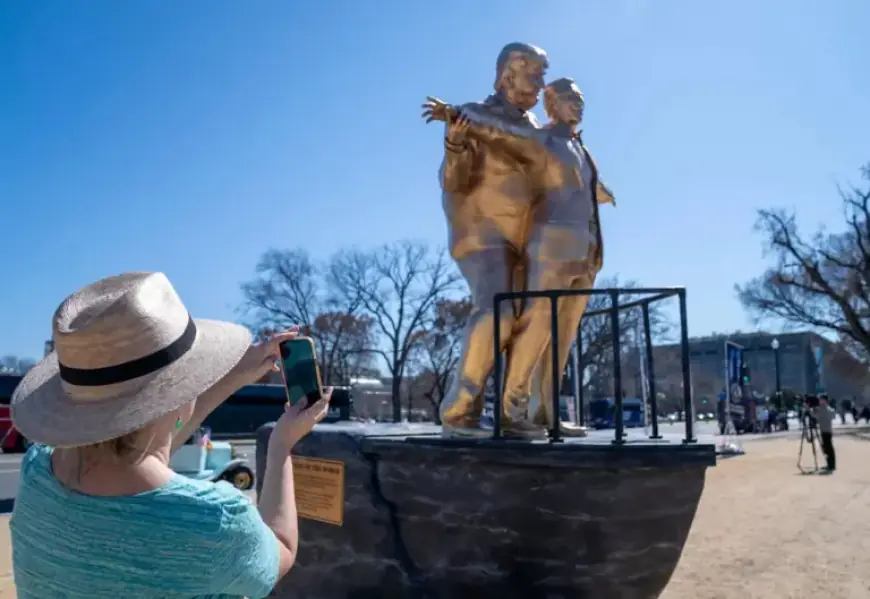 Trump and Epstein ‘Titanic’ Statue on Mall Sparks Mixed Reactions