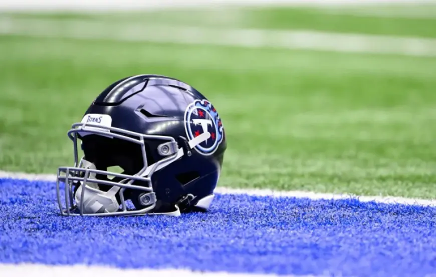 Bryce Oliver stays with Titans under an exclusive rights tender