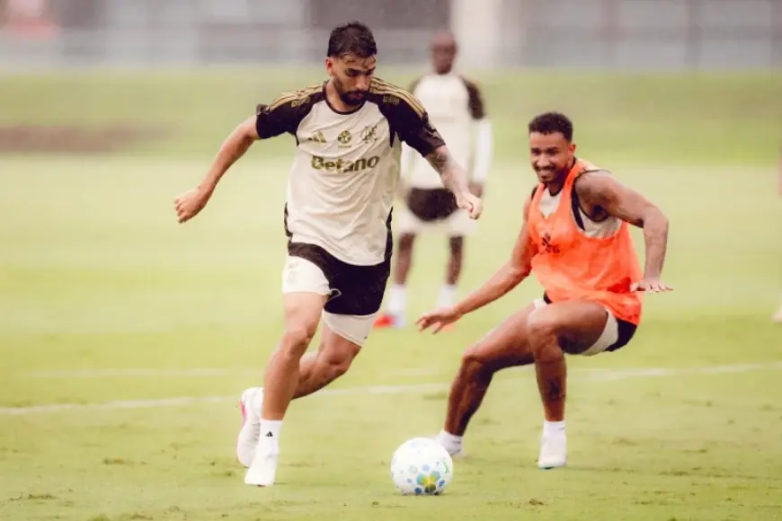 Leonardo Jardim Faces Hostile Cruzeiro Fans as Flamengo Vs Cruzeiro Lineup Shifts