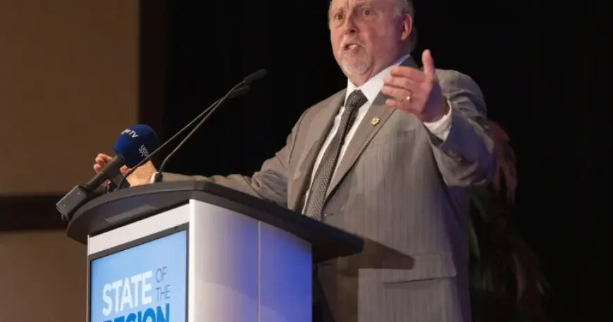 Bob Gale resigns after records show purchase of signed Mein Kampf copy