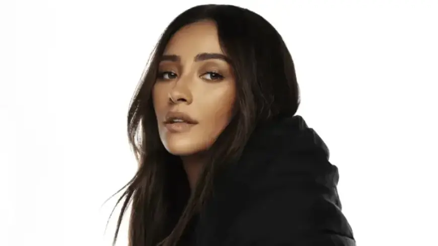 Shay Mitchell Cast in ‘Baywatch’ Reboot