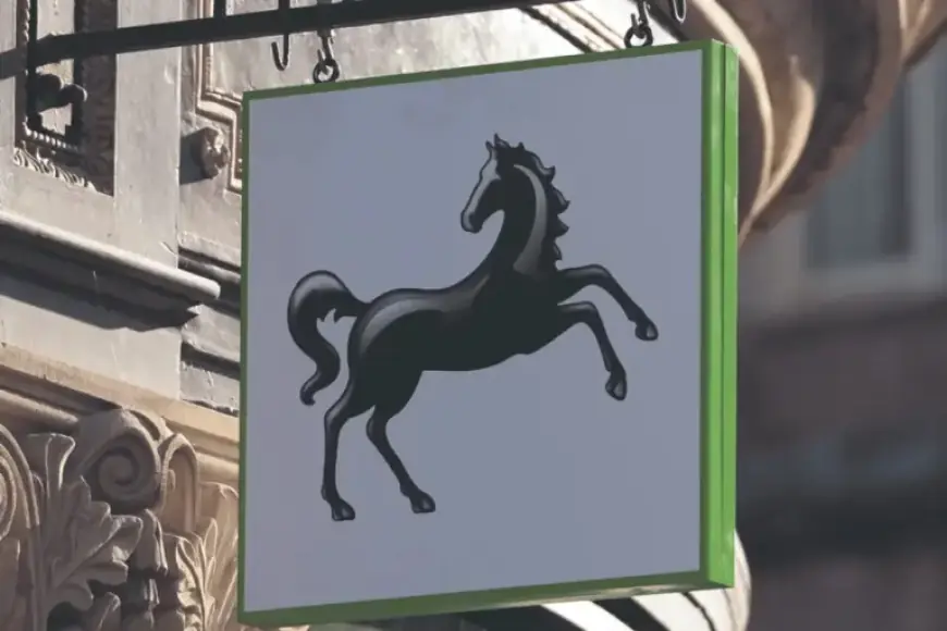 Lloyds Bank Probes ‘Technical Glitch’ After Users Report Unauthorized Transactions