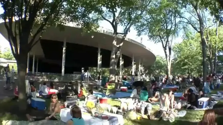 Ravinia Schedule 2026 signals a pavilion-led season built around debuts