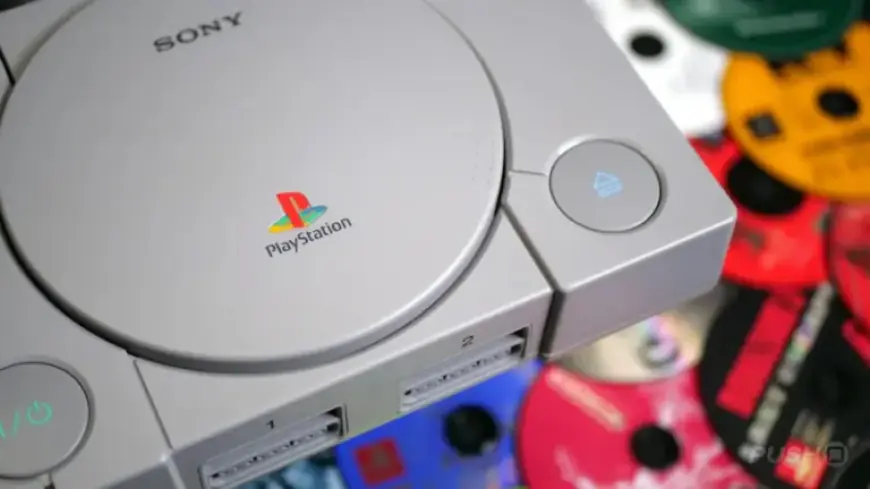 PlayStation Fans May Assemble LEGO PS1 Console for Christmas