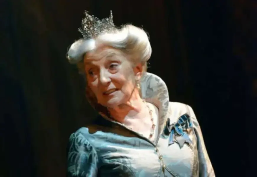 Jane Lapotaire remembered for Piaf and RSC roles that defined her career