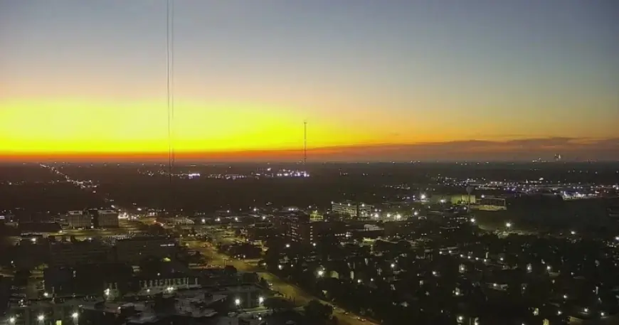 Wdiv forecasts high winds and snow for Southeast Michigan, with unanswered timing gaps