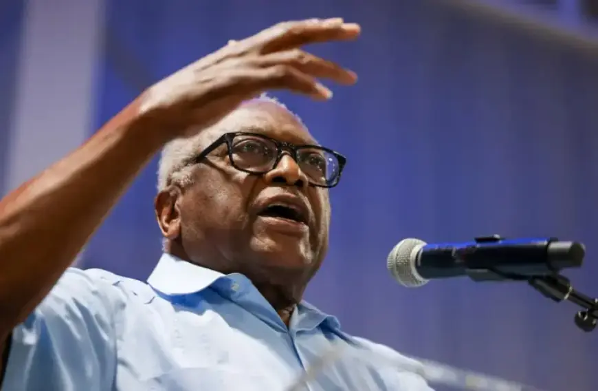Rep. Clyburn, Former Top House Democrat, Announces Reelection Bid