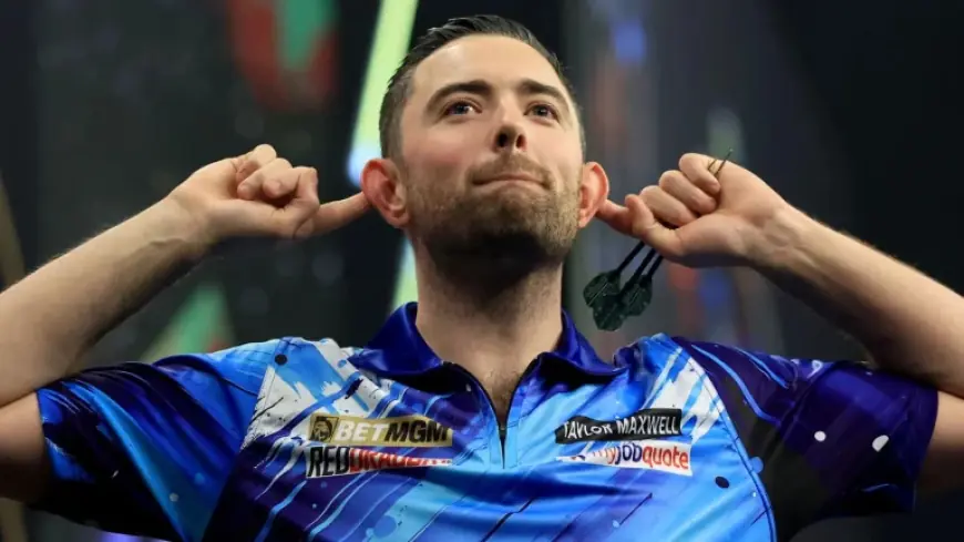 Jonny Clayton Darts Victory Establishes Eight-Point Lead and Momentum in Premier League