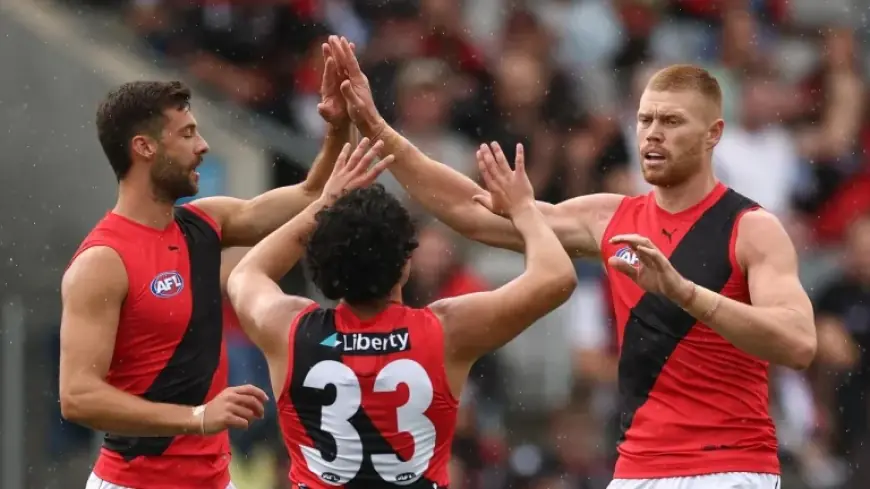 Peter Wright and the Bombers find renewed hope after 2025 Footy turmoil