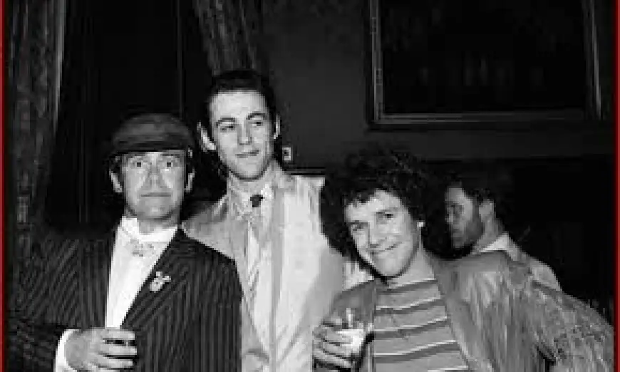 Leo Sayer recalls Elvis phonecall before the King’s death