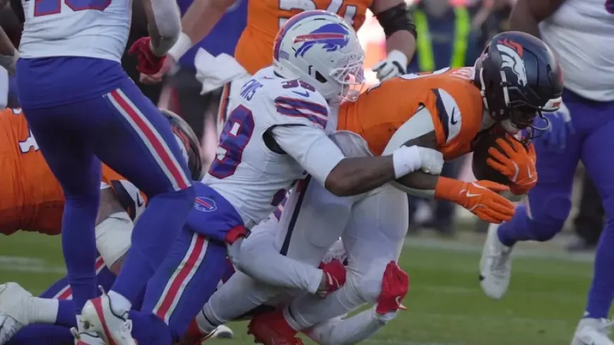 Jonathan Owens hangs over the Cam Lewis signing as Chicago role remains undefined