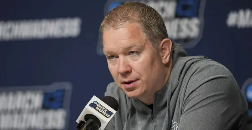 Jerrod Calhoun rises in coaching carousel as Utah State’s profile grows