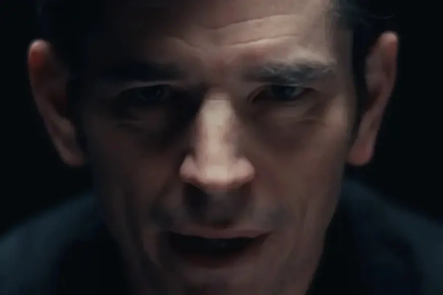 Sébastien Delorme Hosts illico+ Documentary Victimes à l’étranger