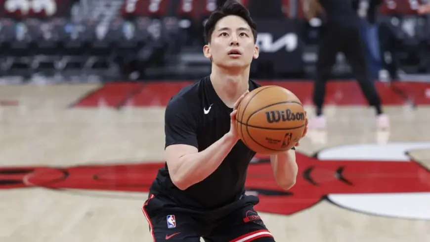 Yuki Kawamura Shares Jersey-Swap Moment With Rui Hachimura After Bulls-Lakers