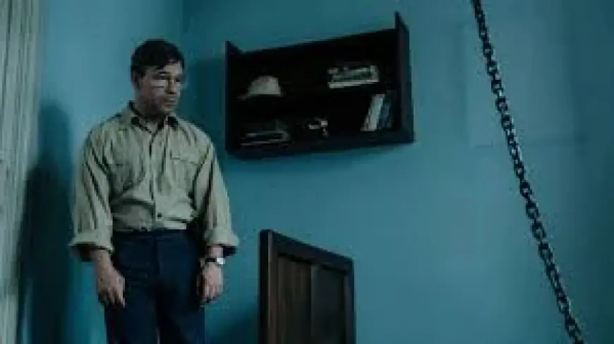 Inside The Manosphere On Netflix Sparks Debate Over Influence On Young Men