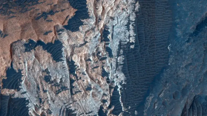 Scientists May Have Found a Completely New Mineral Hidden on Mars