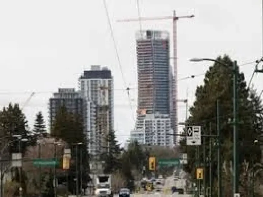 Road Closures On Cambie Street In Vancouver Trigger Traffic Snarls During Oakridge Crane Deconstruction