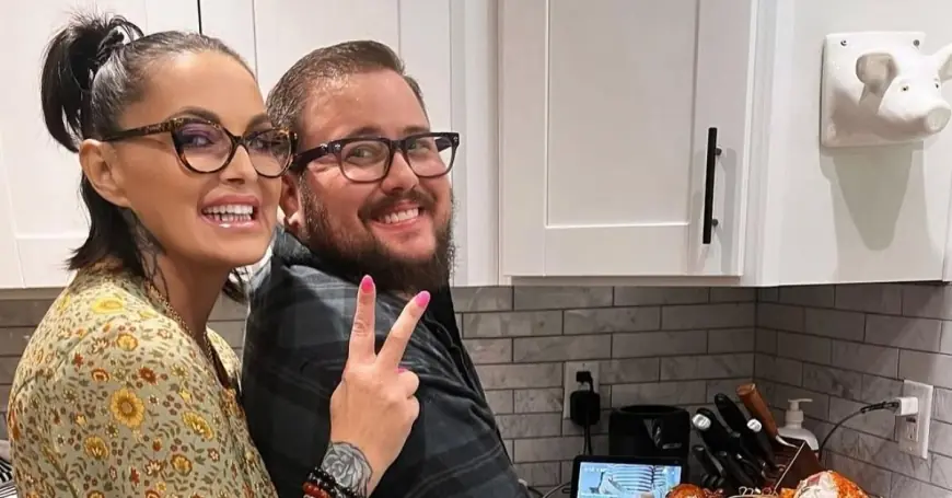 Chaz Bono Marries Shara Blue Mathes in Hollywood Wedding — Cher Watches From the Front Row