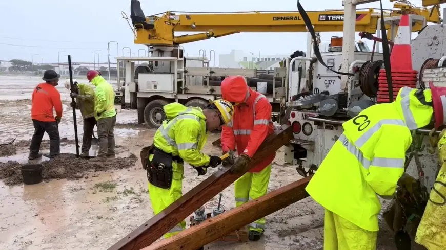HECO Power Outage Leaves More Than 130,000 Customers Affected Across Hawaii as Kona Storm Hits Oahu, Maui and Hawaii Island