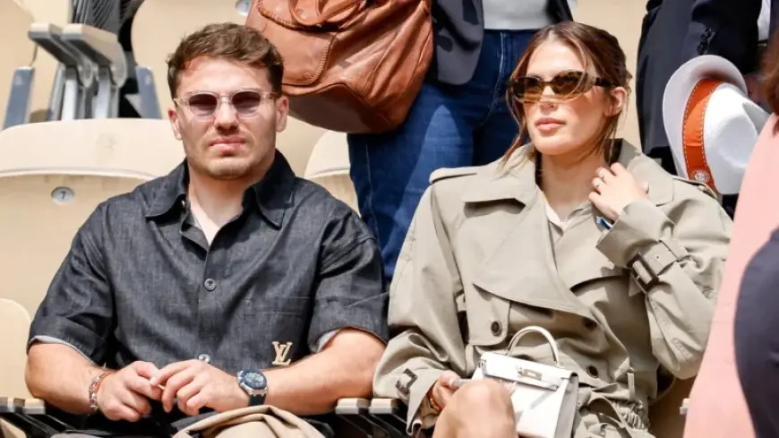 Antoine Dupont Backed By Iris Mittenaere In Edinburgh As She Vows To Defend Her Rights Online