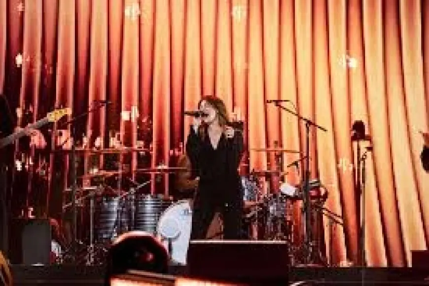 Houston Rodeo in Houston Sparks Renewed Buzz as Kelly Clarkson’s Sold-Out Return Sets Up 2026 Comeback