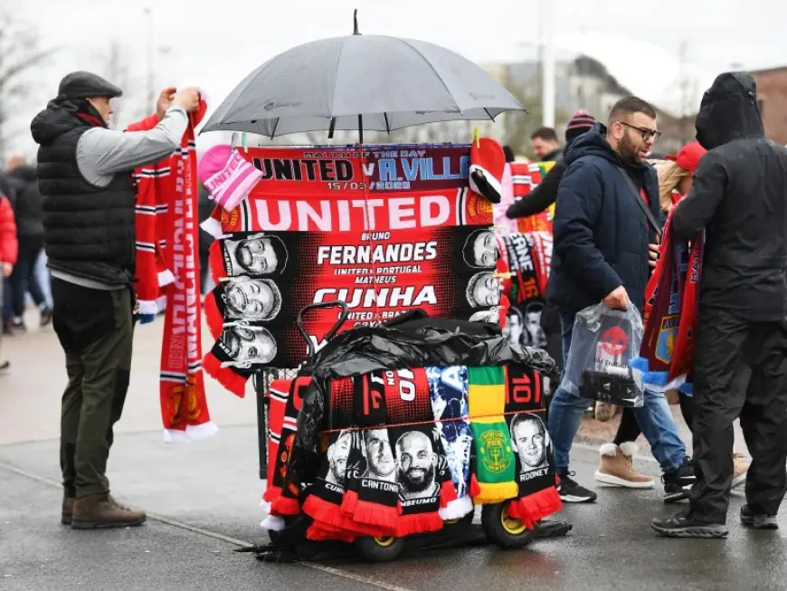 Man United Vs Aston Villa At Old Trafford Leaves Champions League Push Hanging