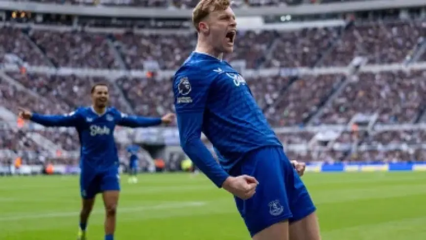 Ted Sarandos and Universal’s Windowing Shift in 2027 Sparks New Pressure on Streaming Release Plans