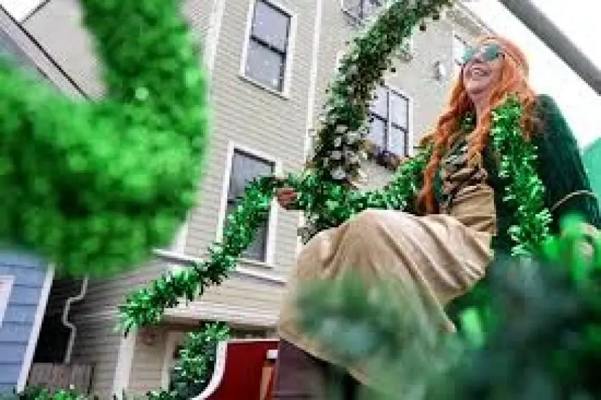 St. Patrick’s Day 2026: Boston Parade Crowds, Green Gear, and a More Controlled Feel