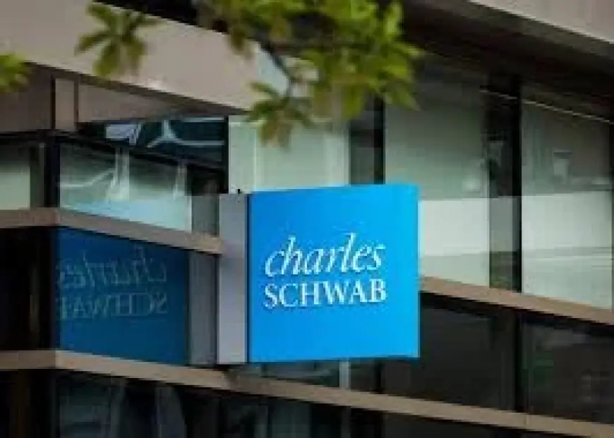Charles Schwab Money Talk Column Expansion Adds New Expert Voices
